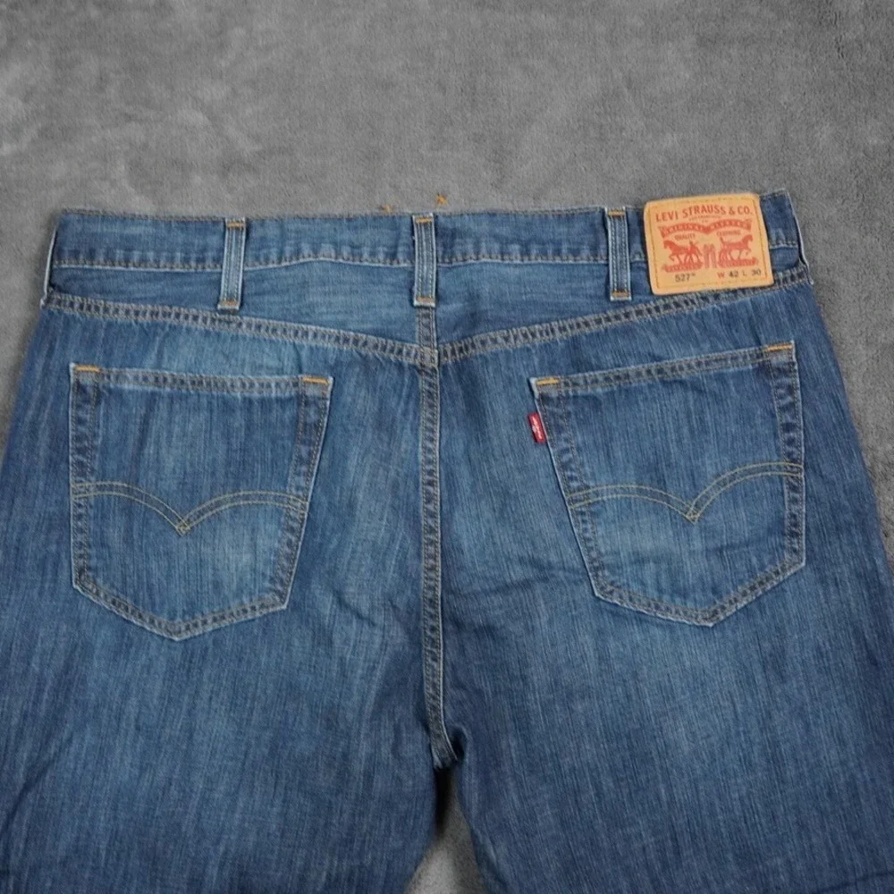 Levis 527 Jeans Mens 42x30 Blue‎ Medium Wash Bootcut Denim Cowboy Baggy Fading